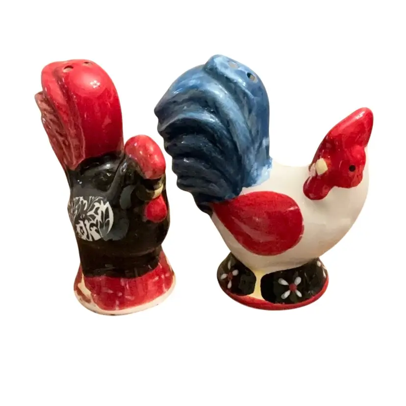 French Country Farmhouse Style HP Ceramic Rooster Salt And Pepper Shakers 3 1/2β X 3β