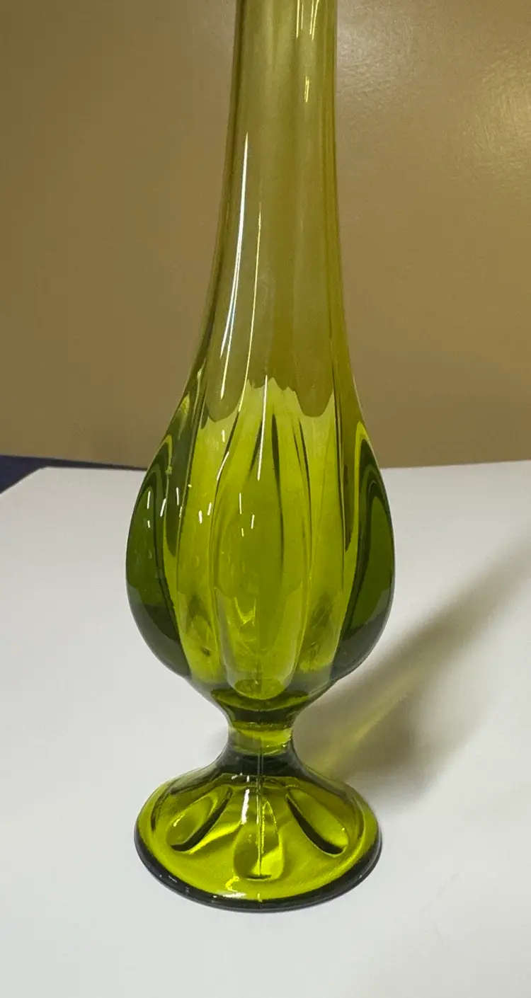 Viking Epic Avocado Green 6 Petal Swung Glass Pedestal Vase 10" tall