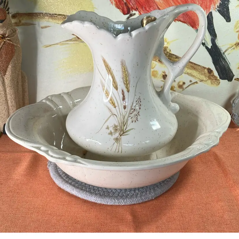 Treasure Craft Wheat Pitcher With Basin w/ Sticker