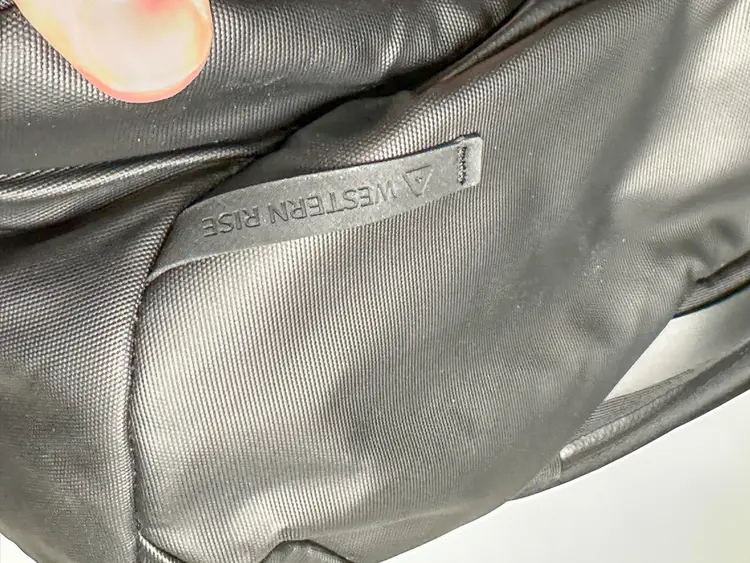 Western Rise Voyager 25L Lightweight Laptop Backpack Carry-On Bag