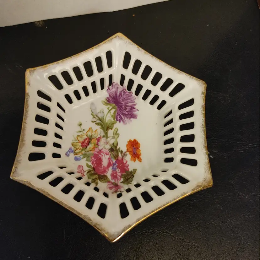 Antique German Bavaria reticulated dish. Hand painted floral. Carl Schumann. Early 1900's. 5-5.75 wide.