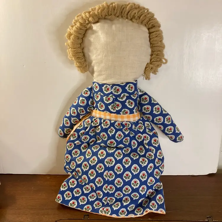 Vintage 70s Artisan Made Appalachian Topsy Turvy Cloth Doll EUC