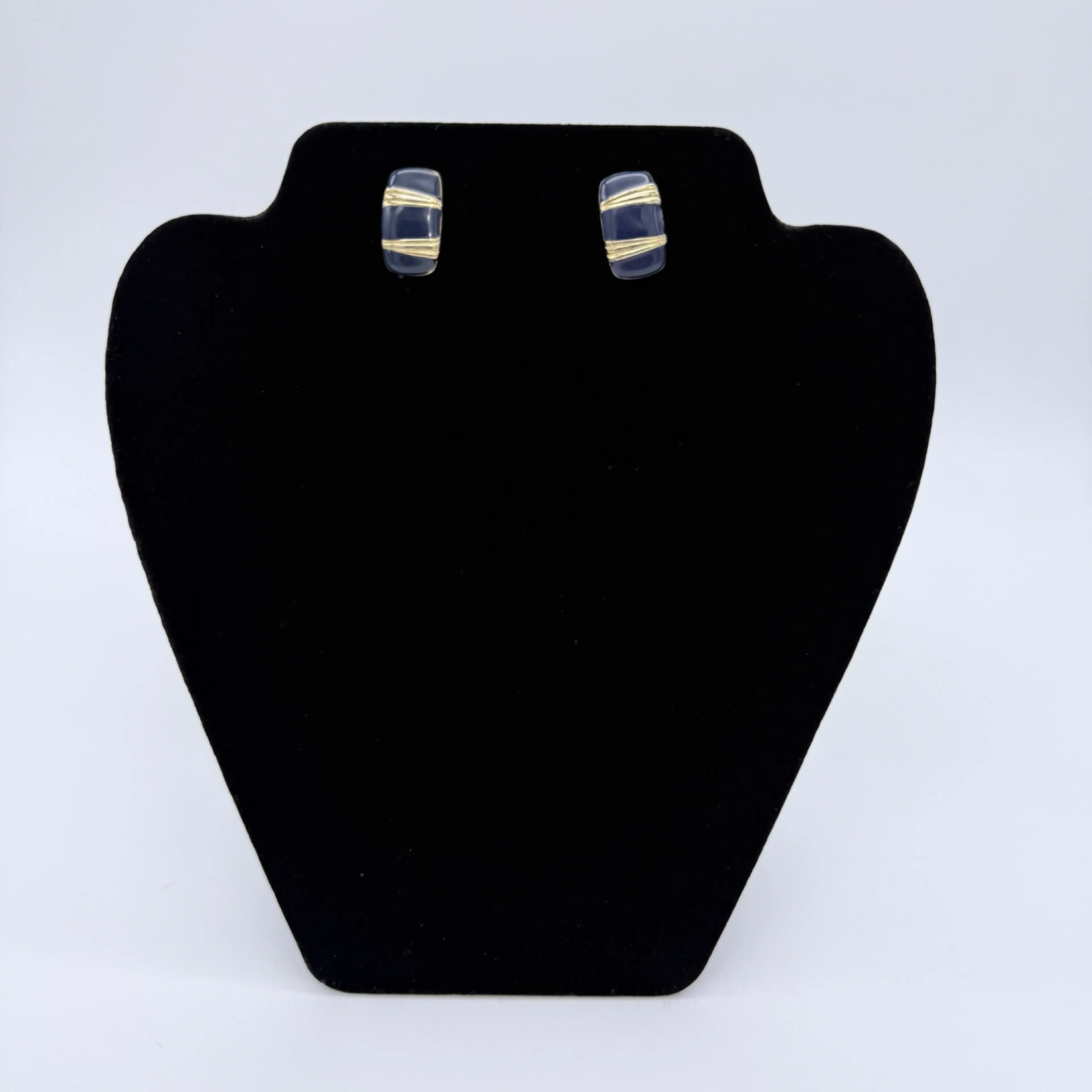 Image 1 of 10