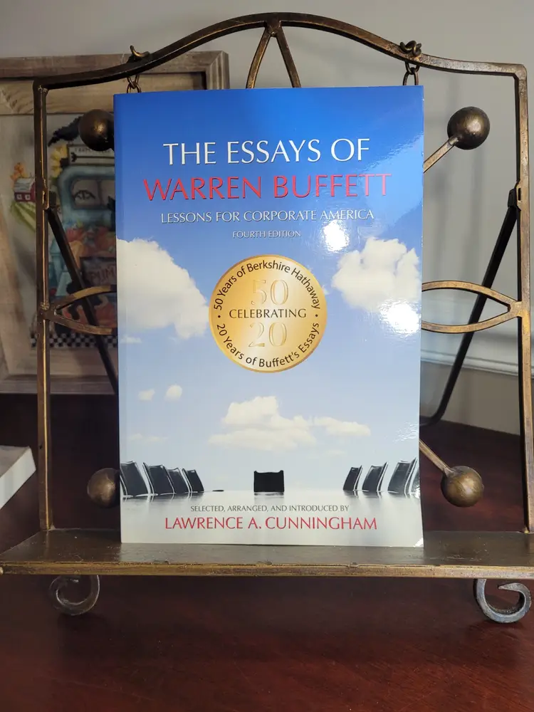 The Essays of Warren Buffett 4th edition Lessons for Corporate America