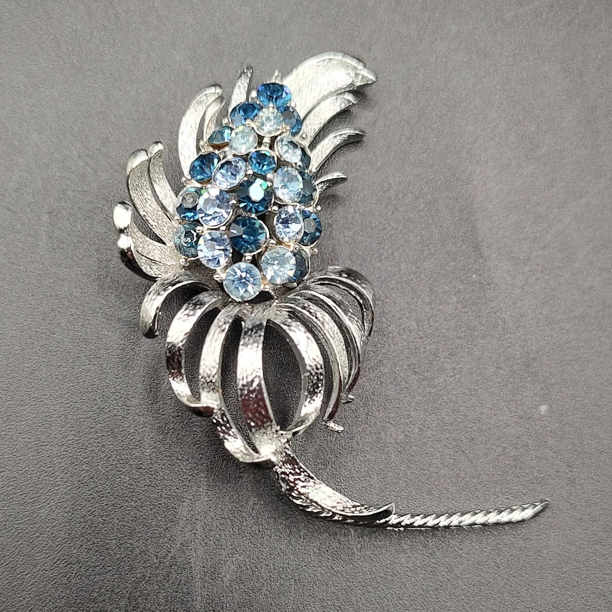 Niknax · Vtg 1950's Signed Coro Pegasus Silver Toned Blue