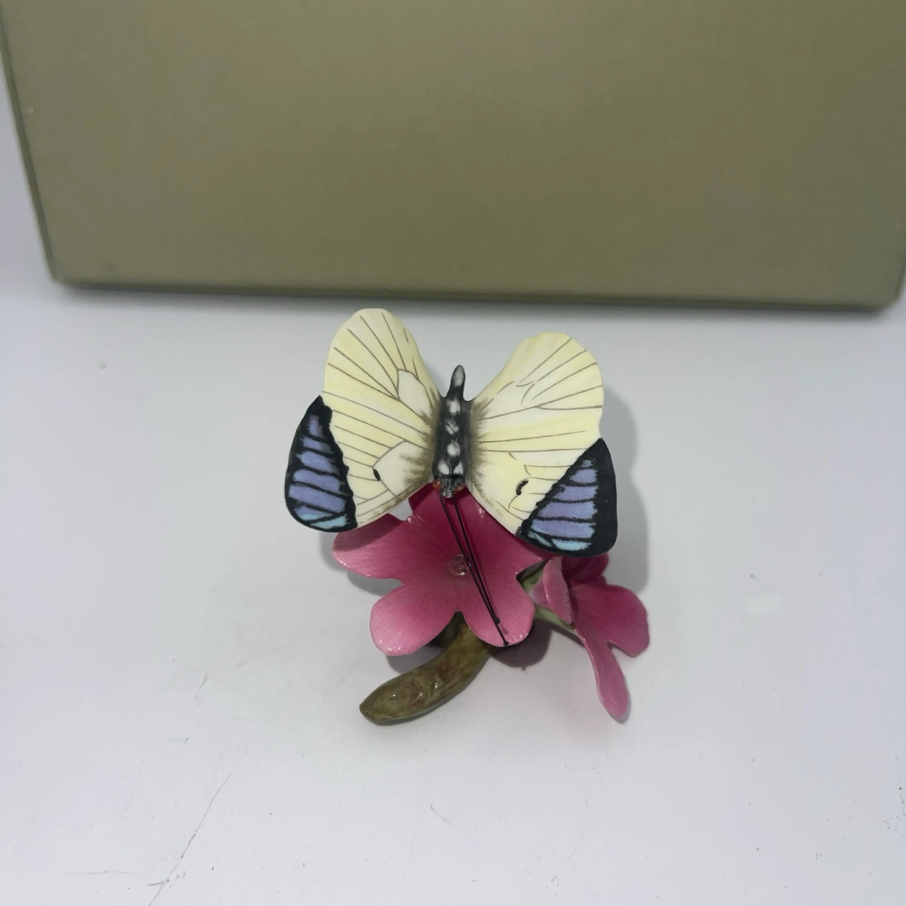 Image 3 of 8