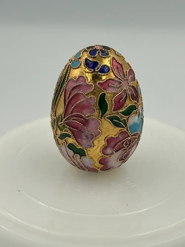 Gold Embossed Cloisonné Decorative Figurine Egg
