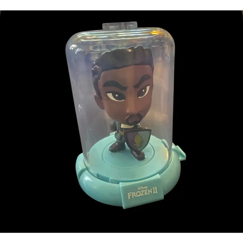 #10 - 2018 Disney Domez Figure As Pictured ( 3" Tall)