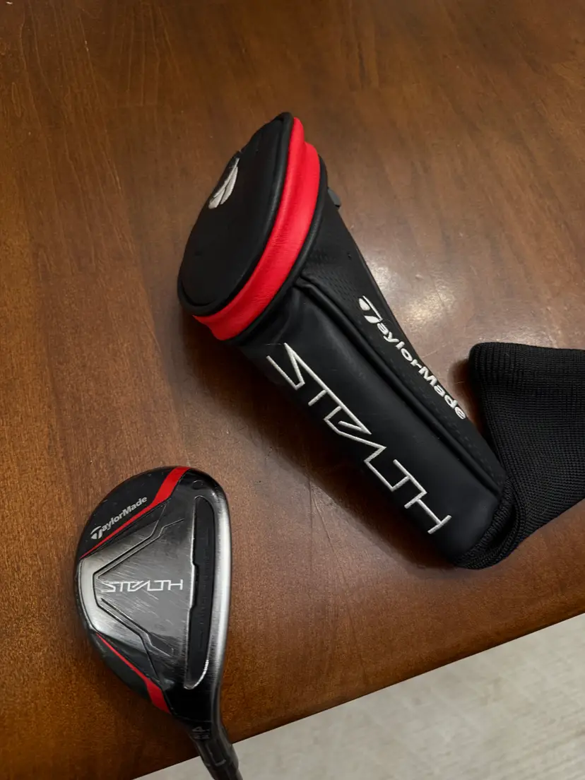 TaylorMade Stealth Plus Rescue 4 Hybrid 22° Tour Issue RH Hzrdus Smoke RDX Shaft