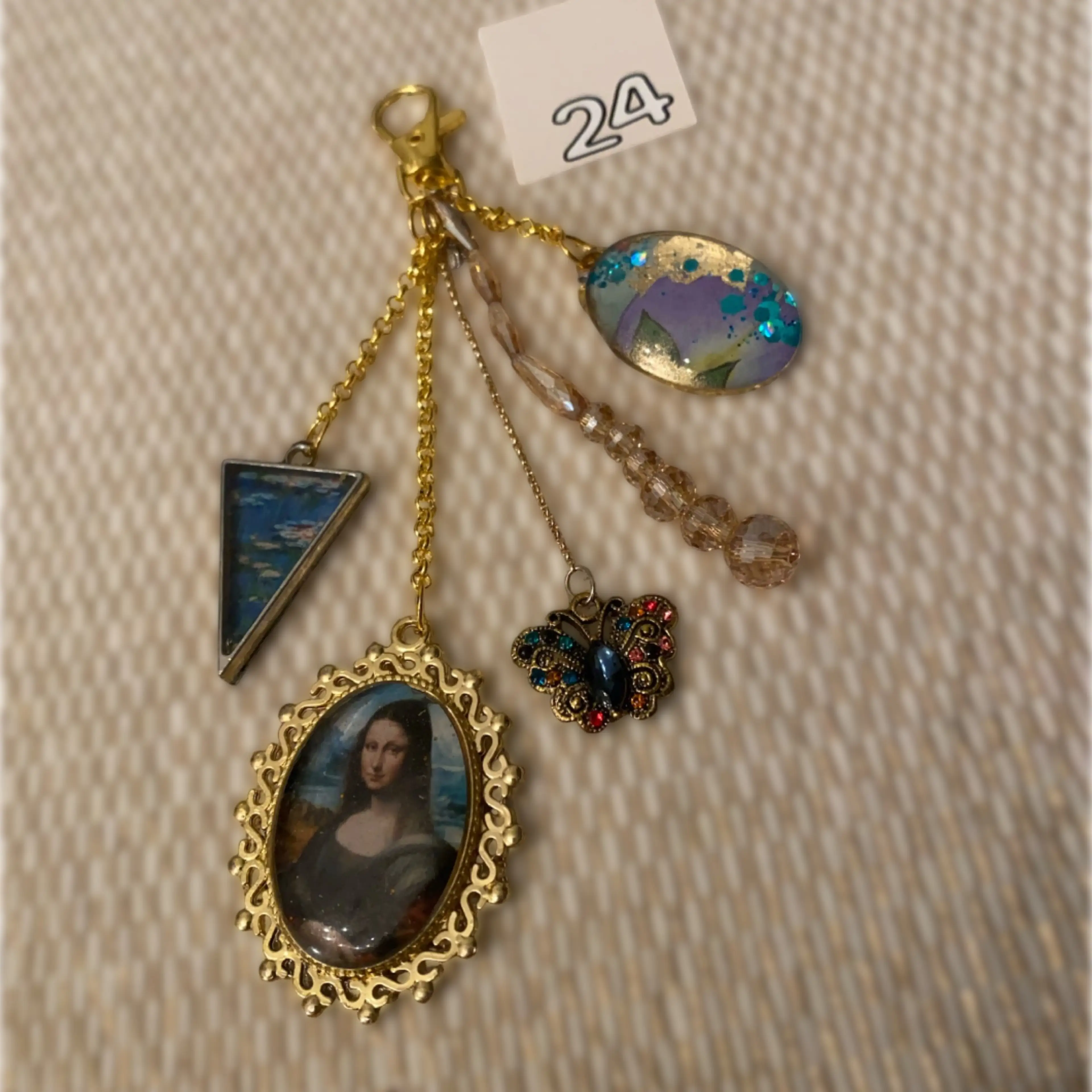 Image 1 of 7