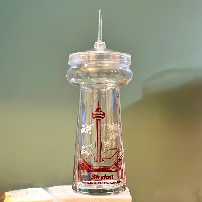 Vintage Libbey Skylon Tower Niagara Falls Souvenir Drinking Glass w Plastic Lid