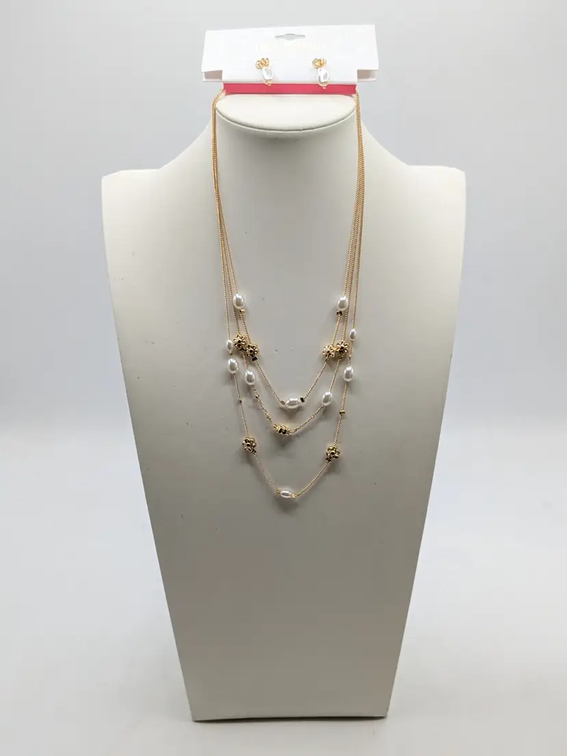 Isaac Mizrahi Layered Gold Tone Necklace with Faux Pearls NWT