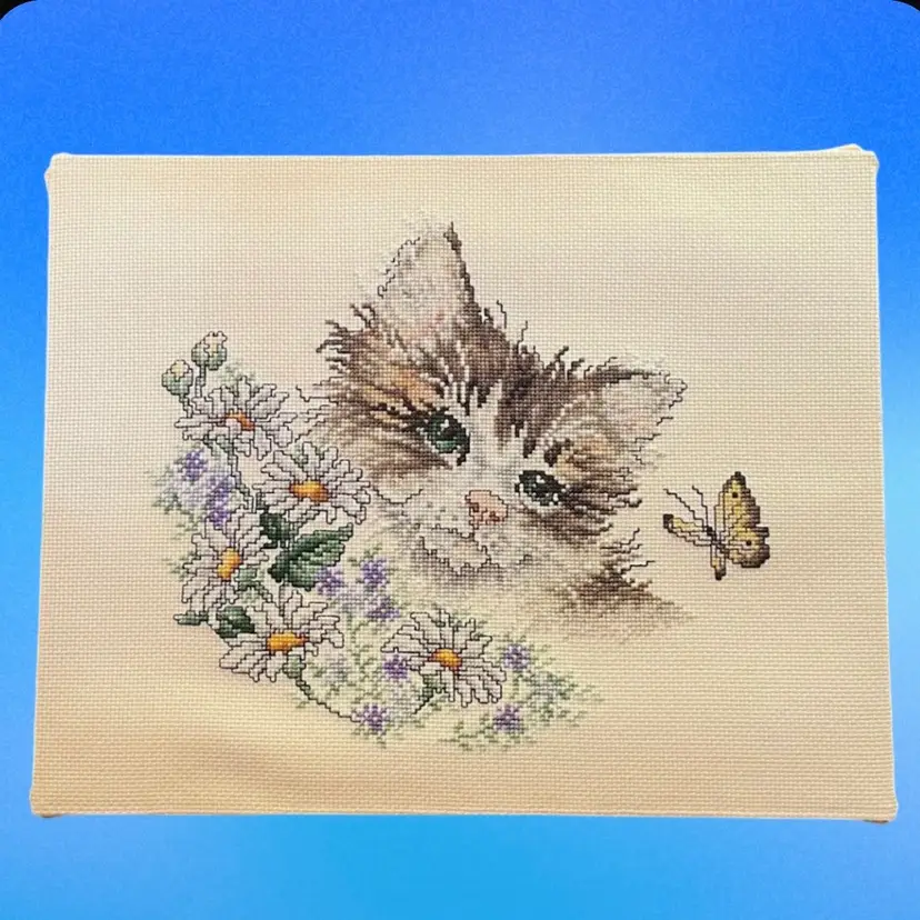 Janlynn Lazy Daisy Kitten Cat Finished Cross Stitch Needlecraft Art Vintage