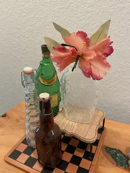 #01 - Vintage Bottles - CHOICE