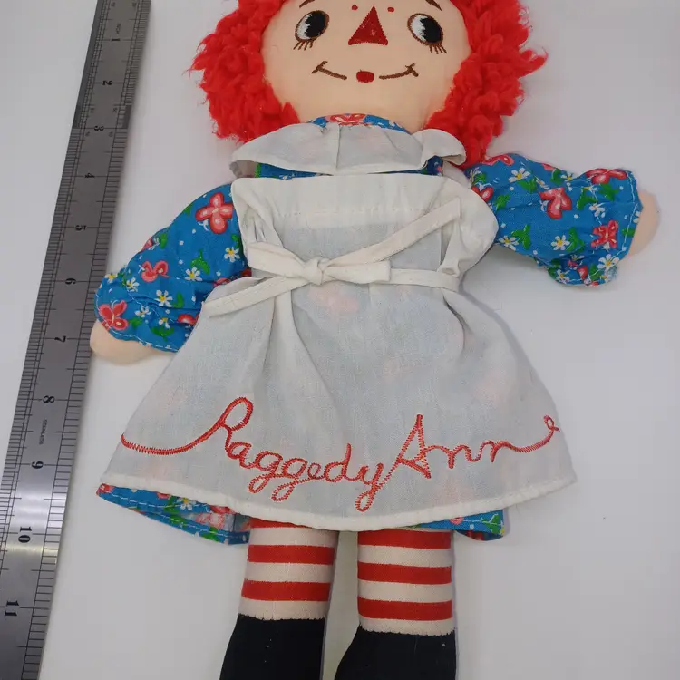 Vintage Applause Raggedy Ann  in Doll # 8456 ~ Collectible 12 in