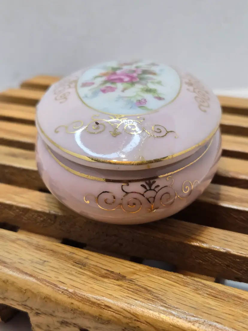 Vintage Sphinx Exclusive Japan Pink Porcelain Trinket Box with Gold Trim & Floral Rose Medallion Lid