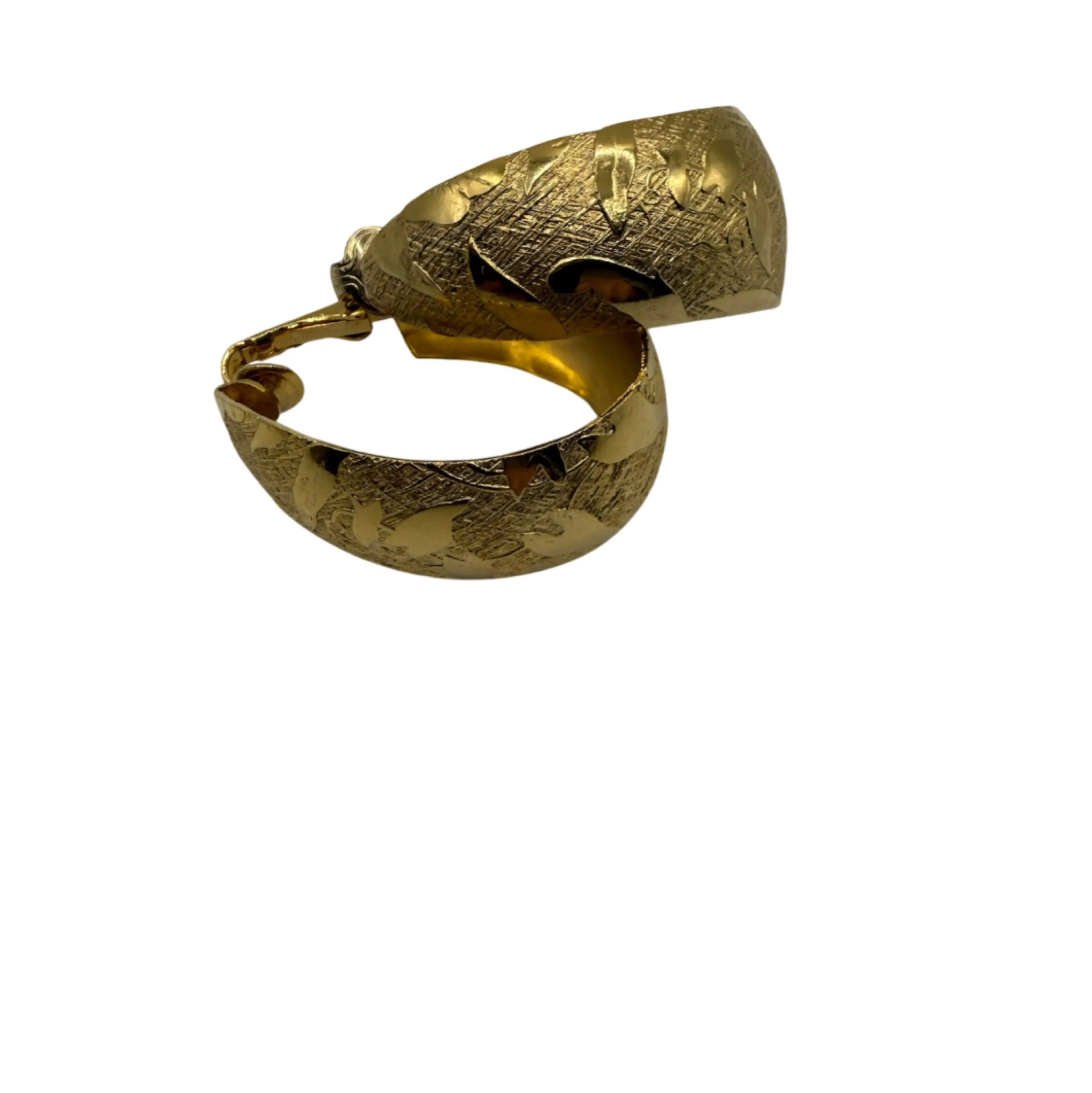 Image 4 of 4