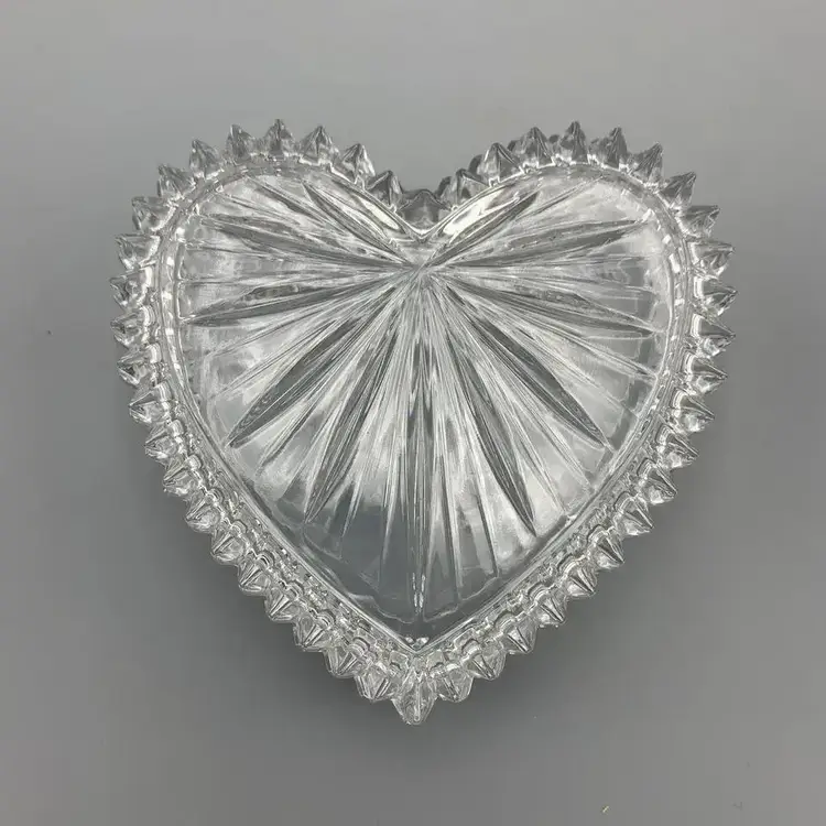 1950s Lg Jewelry Trinket w/Lid Box Heart Shape Cut Glass Clear Starburst of Love