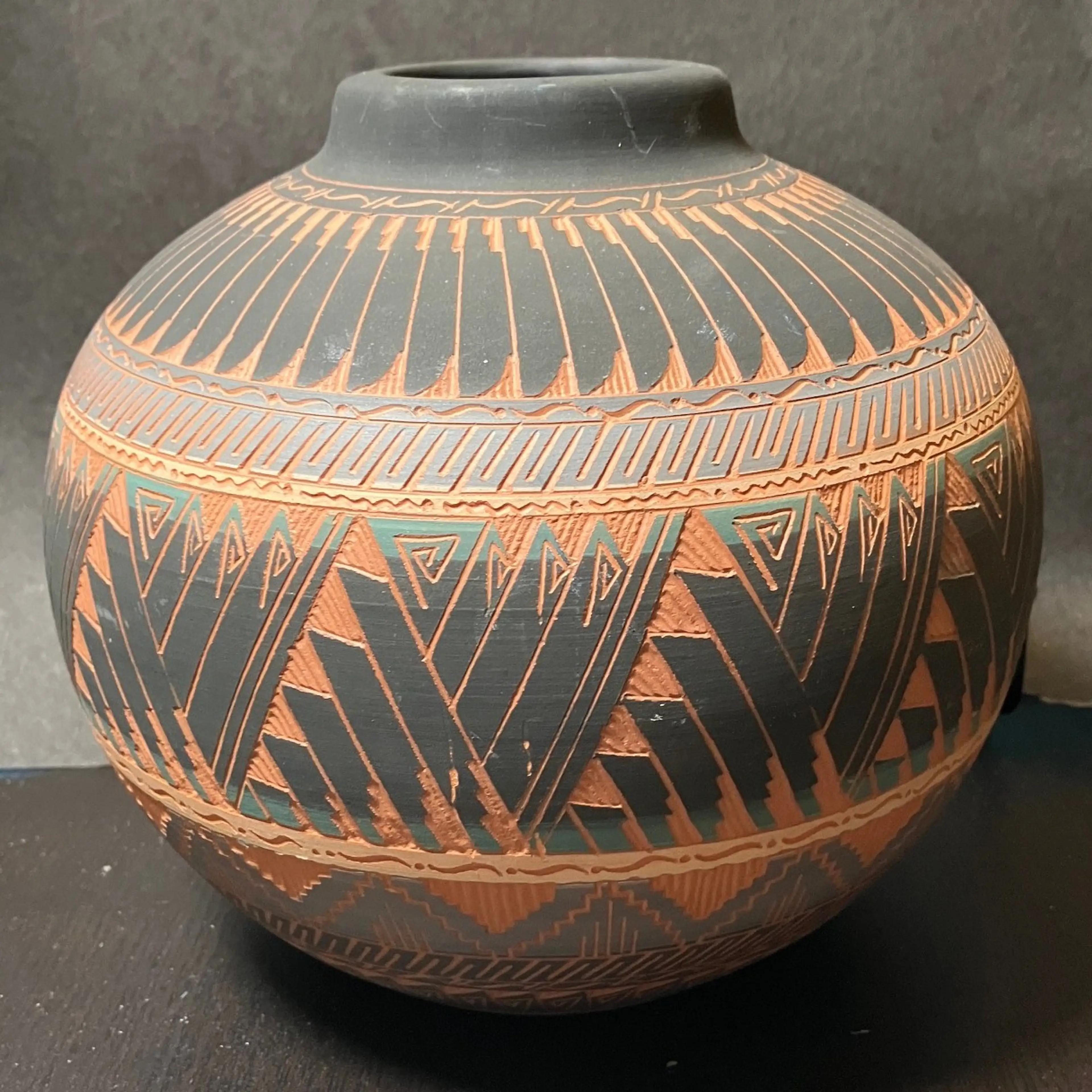 Image 2 of 7