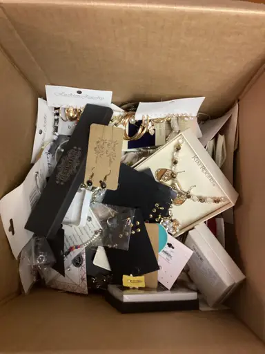 Costume Jewelry Unboxing $4 Starts