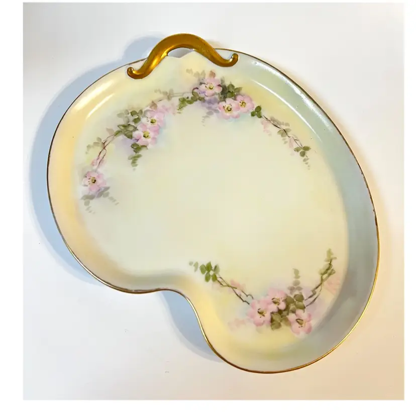 Hand Painted GDA Limoges France Porcelain Tray Irregular Shape Floral Pattern Gold Handle 8x6.5 in