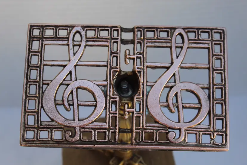 Vintage Metal Miniature Book/Music Stand Pedestal Table Top Treble Clefs 5 Inch