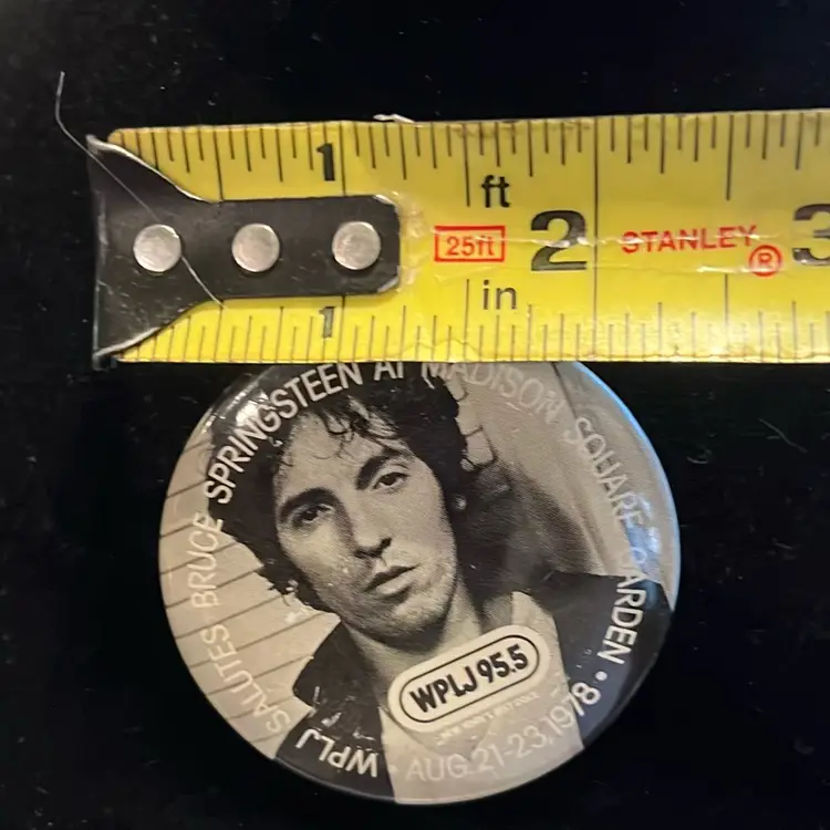 Vintage Bruce Springsteen button radio edition Madison Square Garden, August 21-23, 1978
