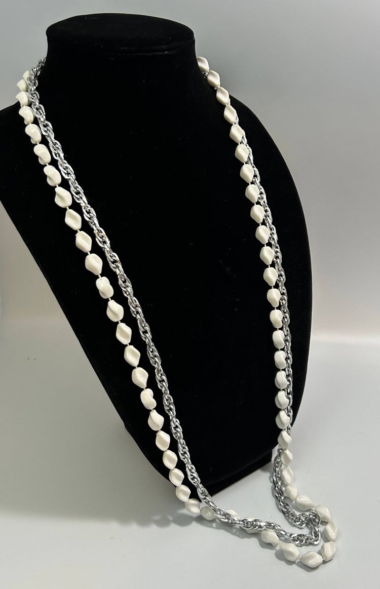 Vintage Sarah Coventry Holiday Bead 2 Strands Chain with White Bead Necklace 37”