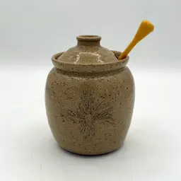 Studio Art Pottery Honey Pot Jar Signed JM w/Honey Dripper & Lid Impressed Flowers Stoneware