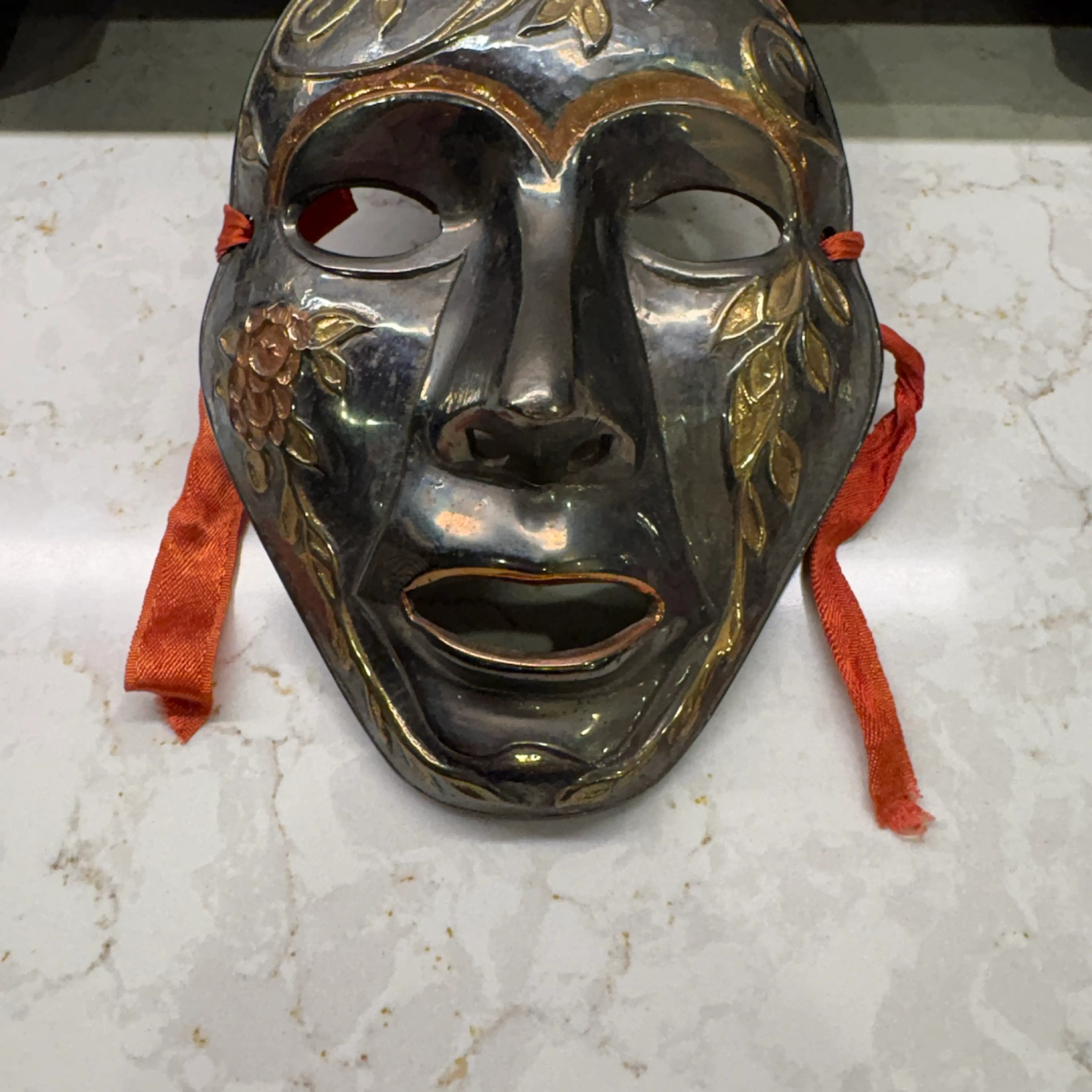 Image 2 of 8