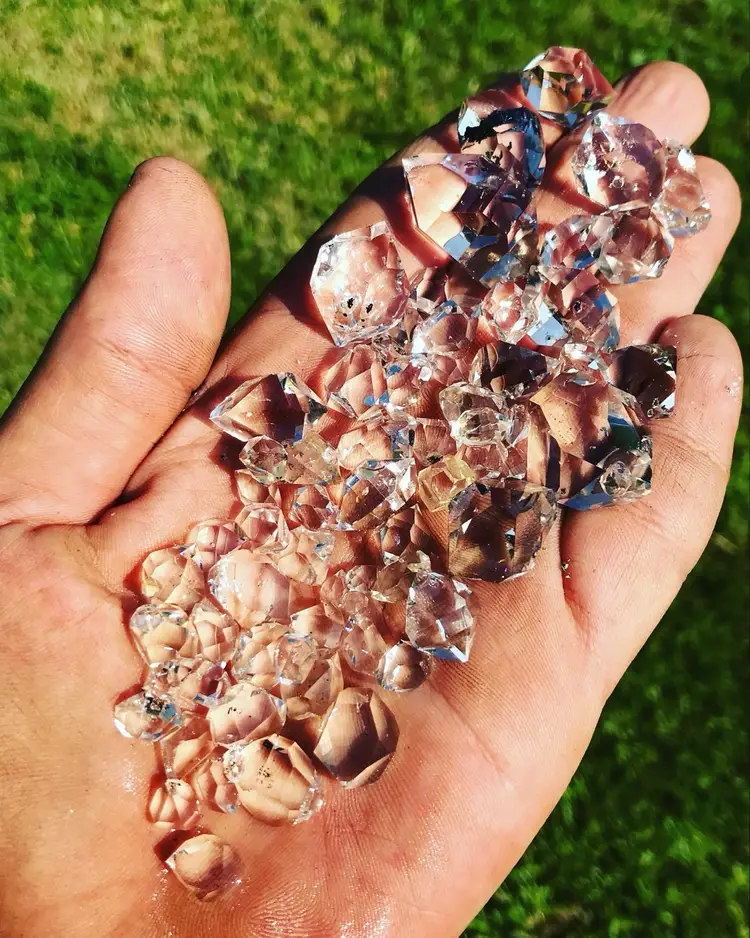 Herkimer Quartz Crystals 4 Gram AA Grade