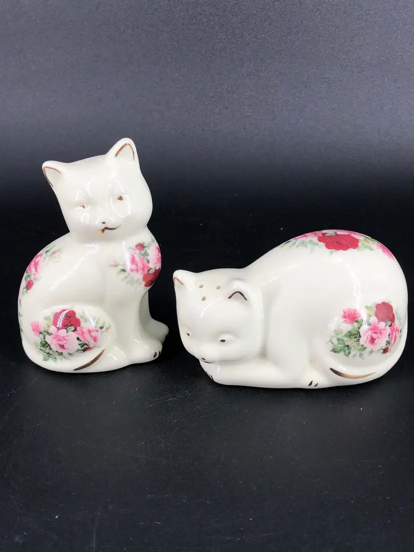Vintage Formalities Cats Salt & Pepper Shakers Victorian Rose Pattern
