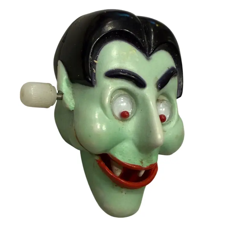 Vintage 1987 Hallmark Dracula Vampire Halloween Wind Up Mechanical Lapel Brooch 2”