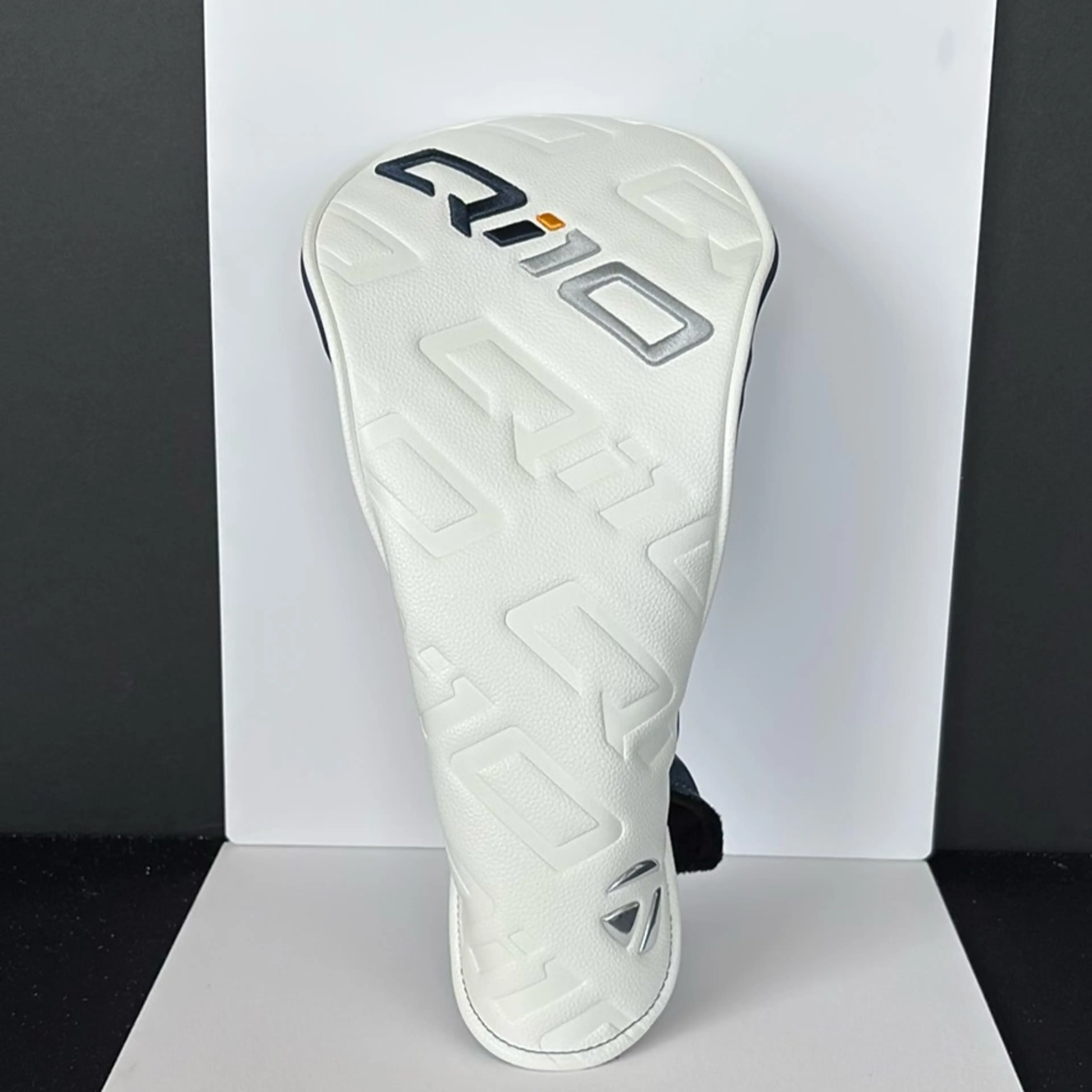 TaylorMade Qi10 Driver Headcover
