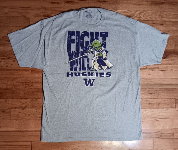 Washington Huskies Yoda Fight We Will t shirt NEW Star Wars college football
