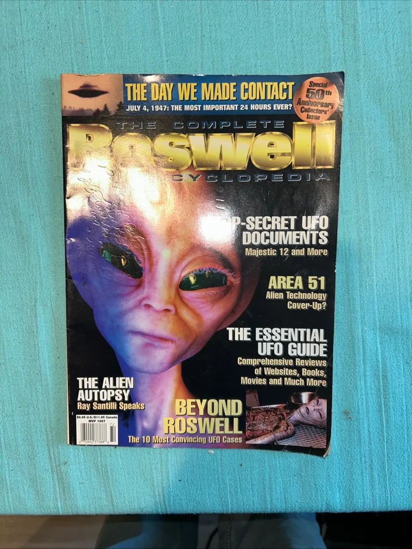 COMPLETE ROSWELL UFO ENCYCLOPEDIA MAGAZINE (NM) 1997 - ALIEN AUTOPSY AREA 51 UAP