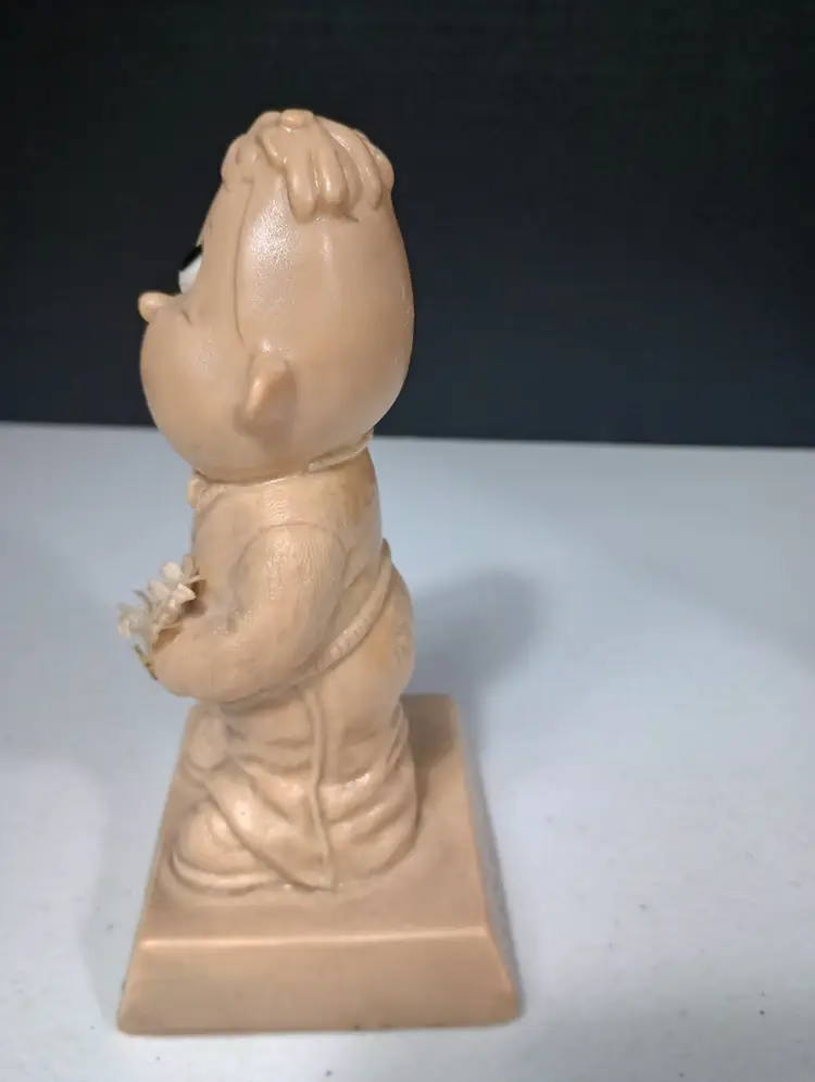 Vintage RW Berries Cos 1970 "I Wuv You" Male holding Flower Resin Figurine