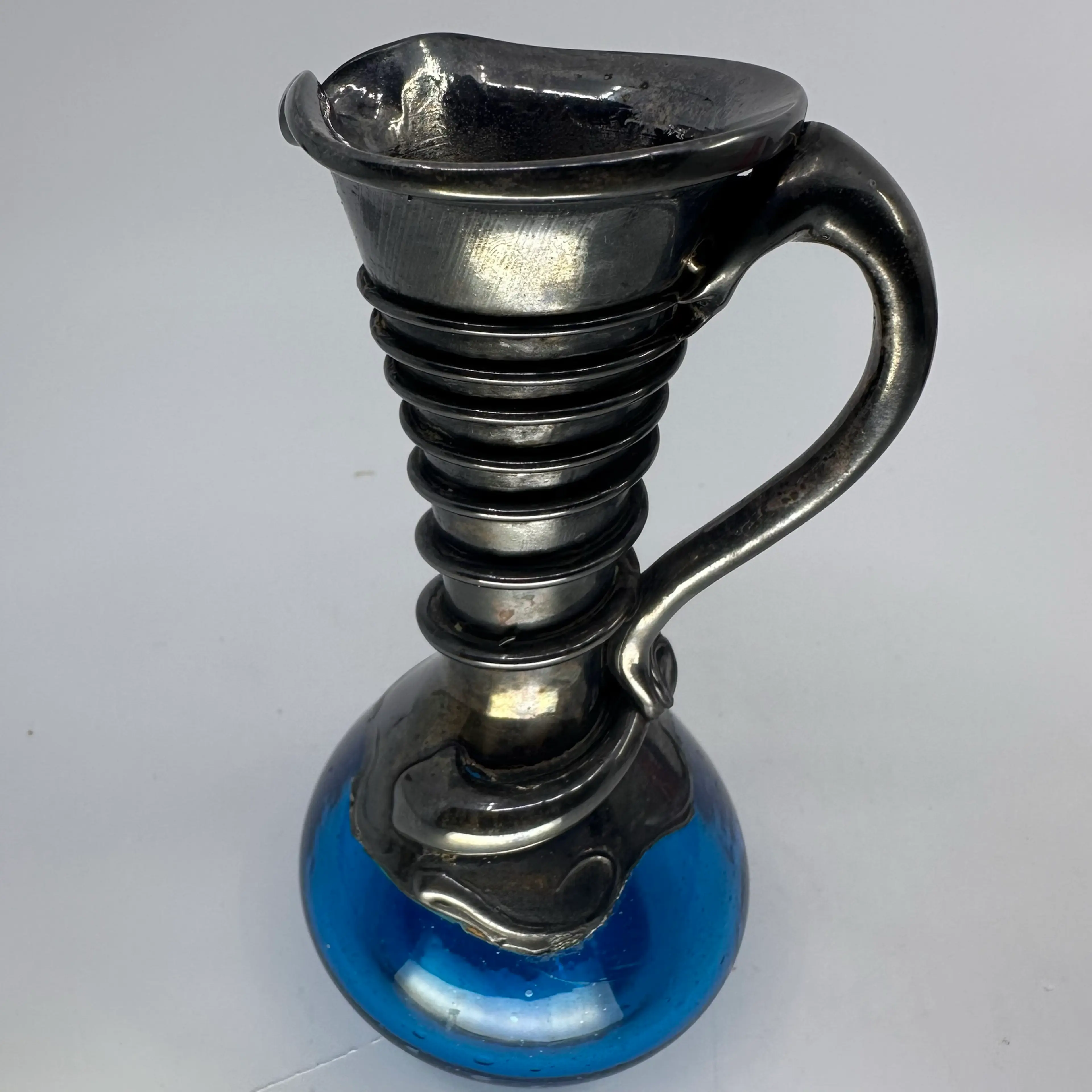 Image 1 of 5
