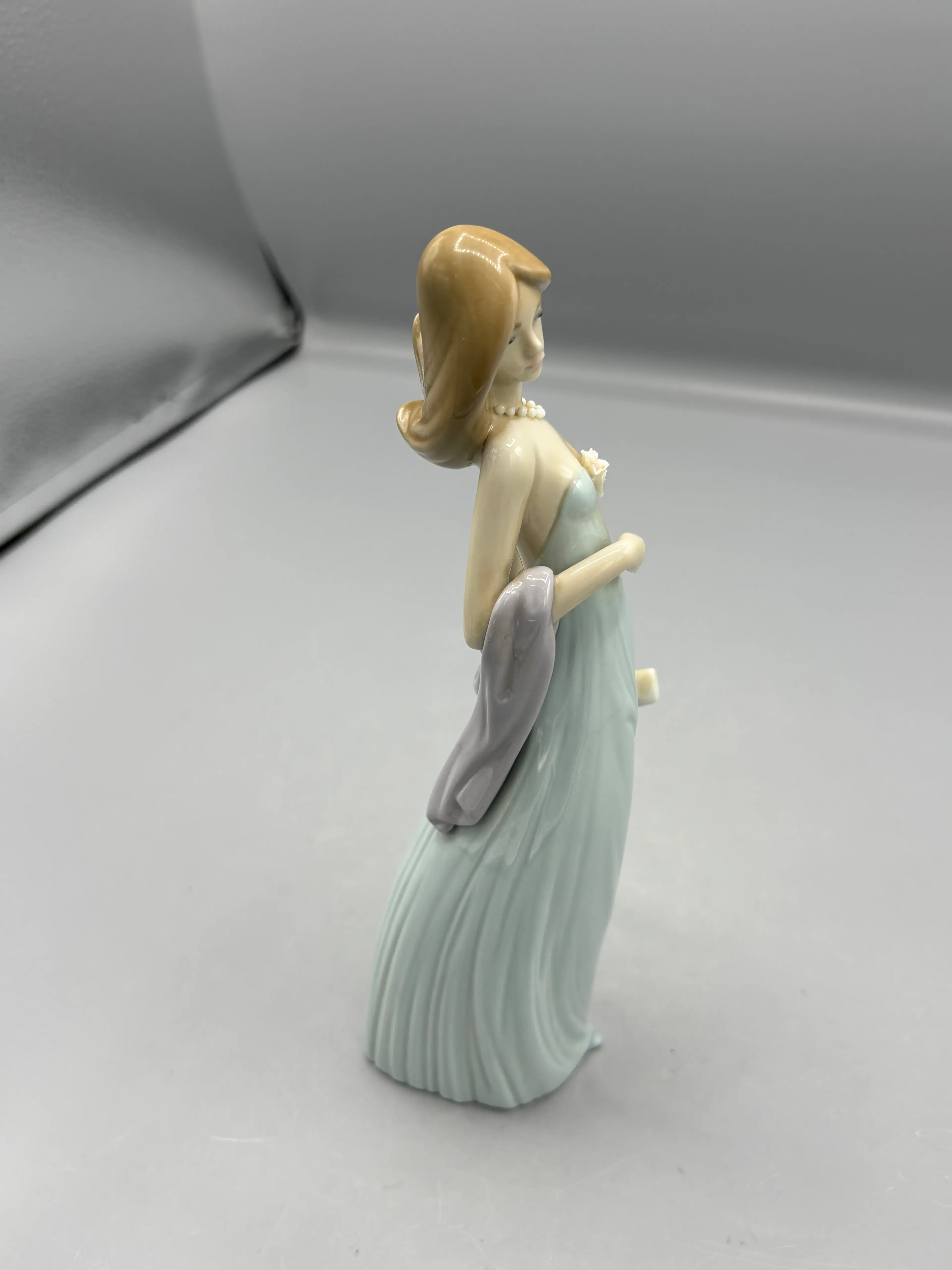 Image 5 of 6