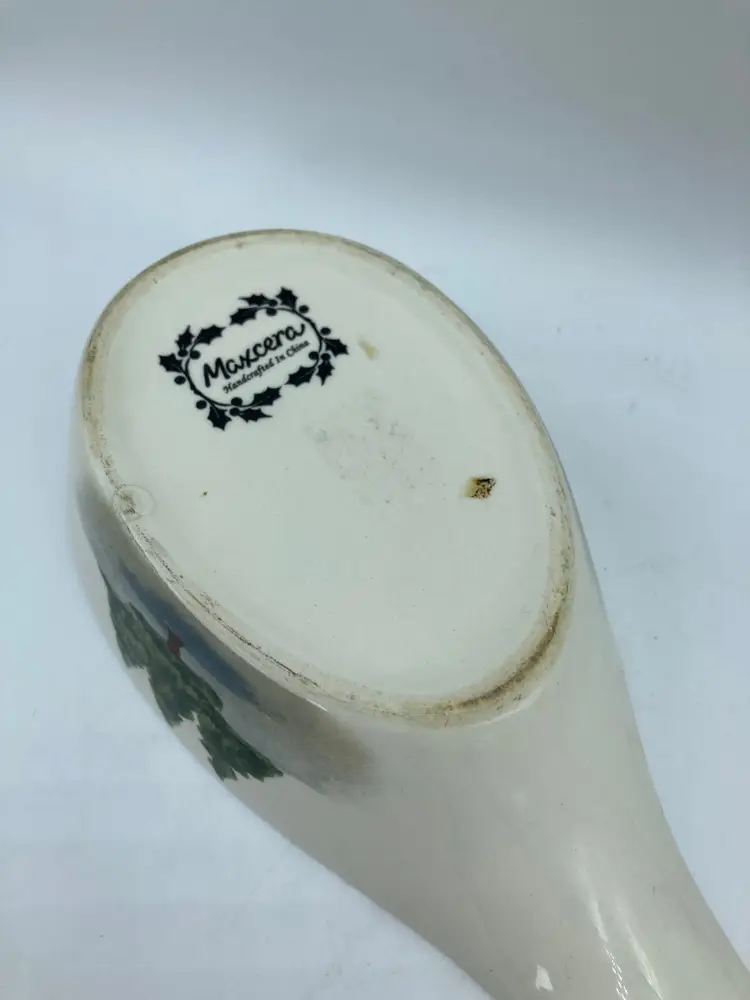 Maxcera ceramic Christmas tree spoon rest