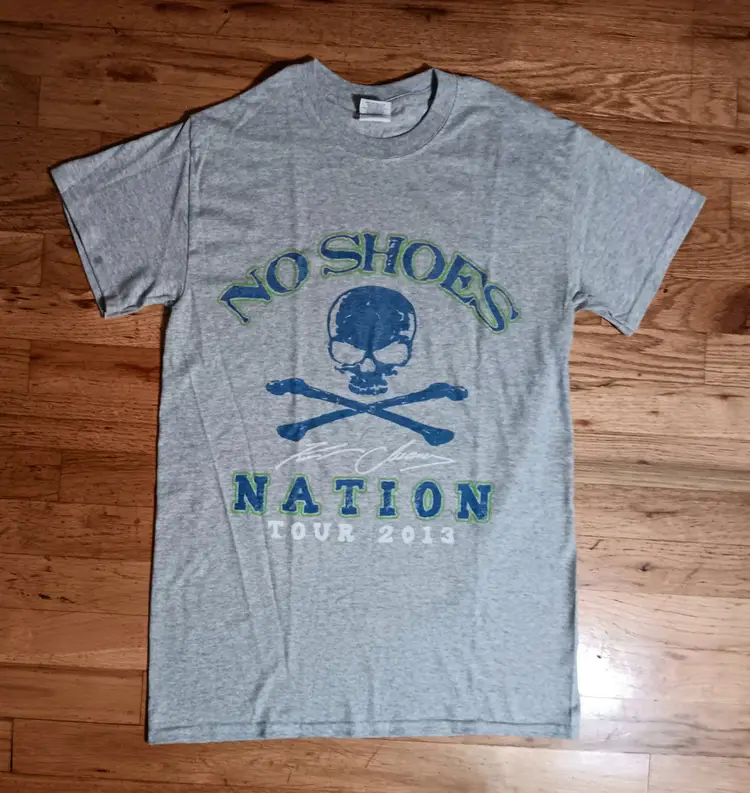 Kenny Chesney Seattle Seahawks Colors T-Shirt No Shoes country western concert