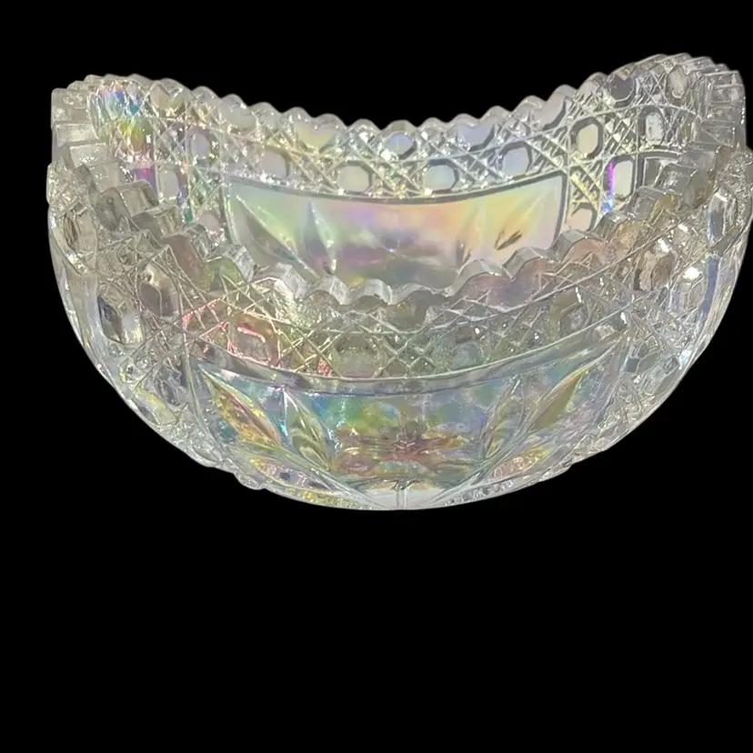 7” Wide Carnival Clear Iridescent L.E. Smith Bowl With Sawtooth Edge , Button And Etched Floral Design. Oval Shape.