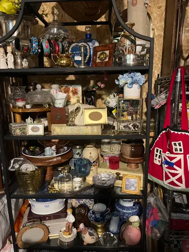 Shop The She Shed And Duo With Nightshade 