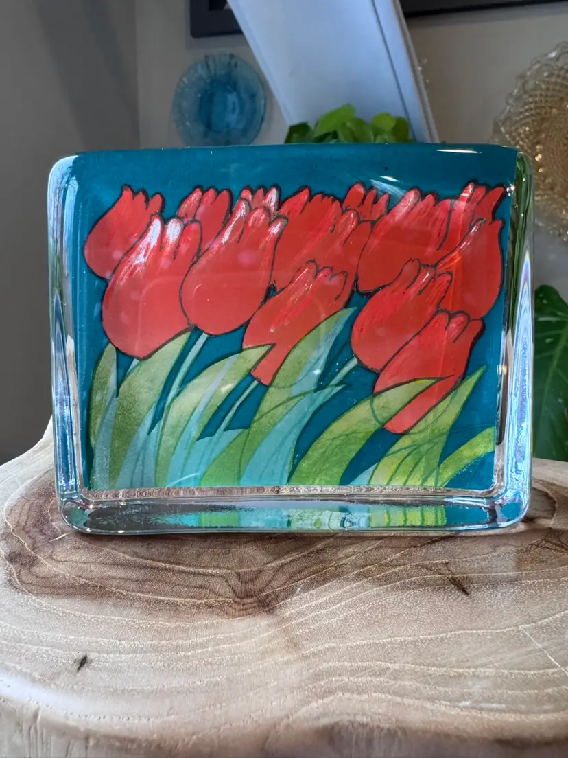 Iittala Finland Glassworks Helja Liukko-Sundstrom Tulip Paperweight