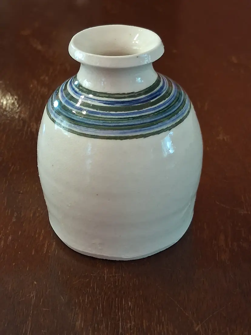 Handmade Jamestown Pottery Studio Vase 3.5 in