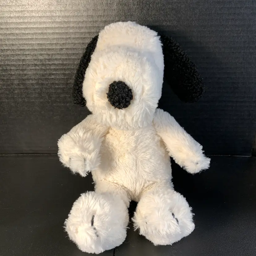 Lambs & Ivy Snoopy Plush