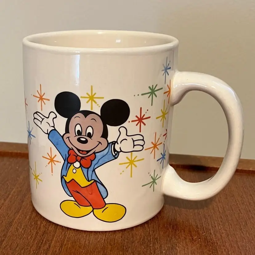 VTG Disney World Mickey Mouse Epcot Magic Kingdom Coffee Mug Cup