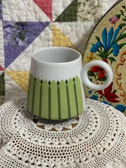 Vtg MCM 1960’s Atomic Shaped Mug Alternate Light Dark Green Stripes