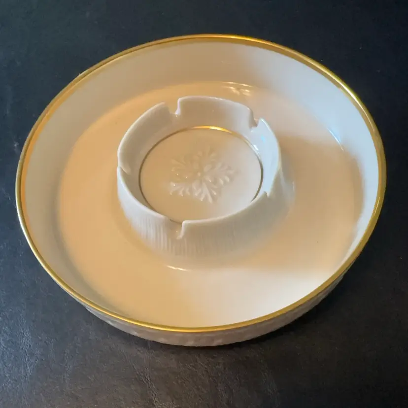 017. Lennox Ashtray Made In The Usa.