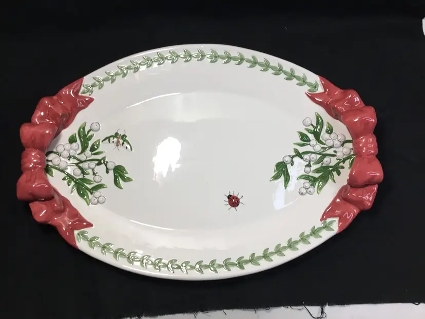 Portmerion Botanicals, Mistletoe platter, ladybug, moth, 14" x 9.5"